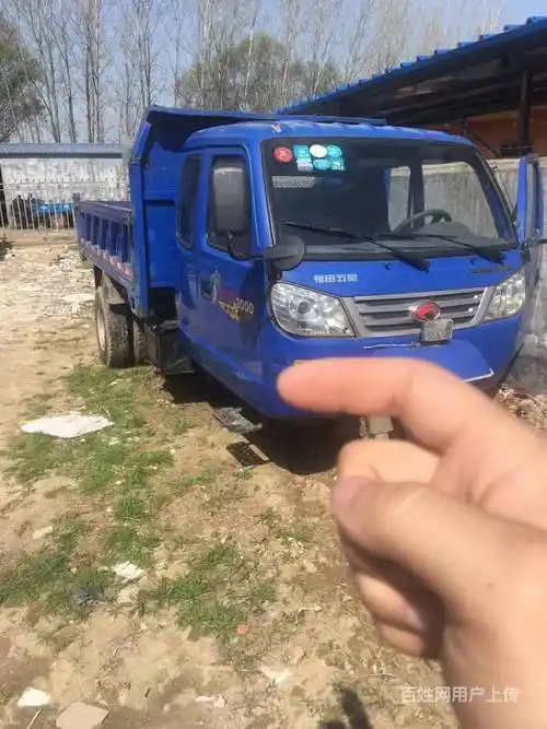 18年五征五轮平板货车,原车后翻自卸卧顶,3.4米