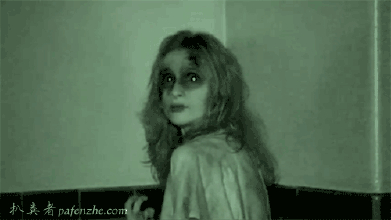 谁有gif的那种图片,就是仔细看一下子蹦出来个鬼图吓人的那种,谁有?