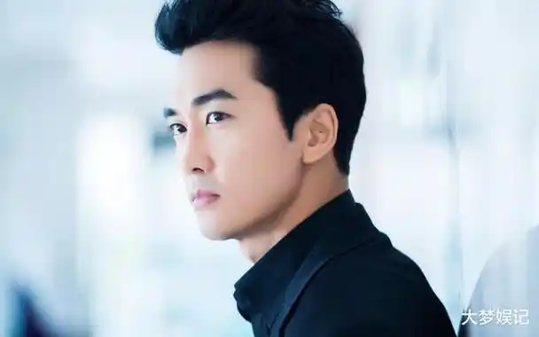 "大咖男神"宋承宪现身铁粉婚礼!新娘见到他爆哭,宾客都来合照