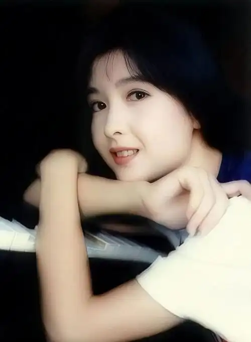 周慧敏丈夫出轨以后离婚并不是最优解