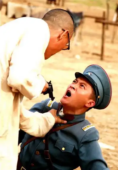 《铁梨花》"鬼节"上星 杨志刚"偷师"巍子