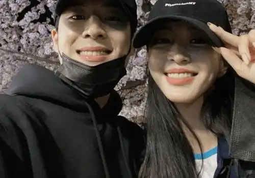 原创韩艺瑟男友真的是牛郎吗韩艺瑟又是如何回应的