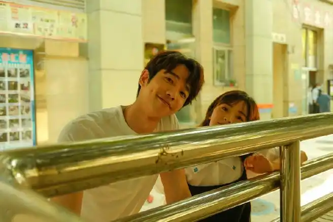 沈月刘以豪夏日胶片感写真