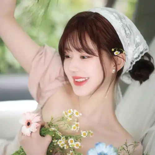 赵露思超话    森系少女  自修头像·壁纸    #赵露思森系少女