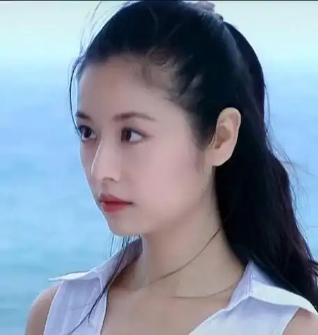 做演员爆红,当制片人钱赚到手软,富婆林心如的传奇人生