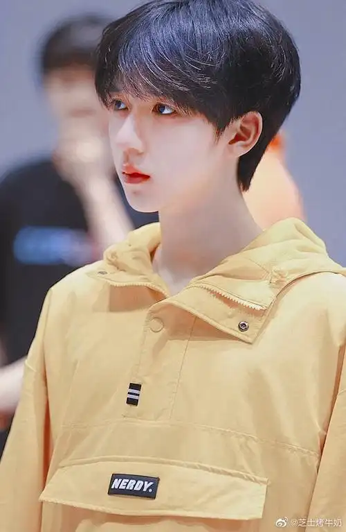 【热搜颜值贺峻霖】贺峻霖《贺峻霖接招吧前辈》《贺峻霖快乐.