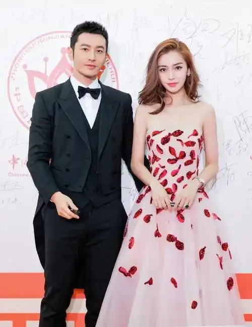 baby完工后先回黄晓明家,深夜又回到自己公寓,两人婚姻状况再引热议!