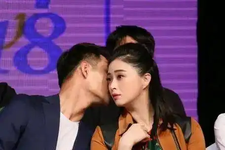 王凯领证 结婚证,牵手的不是王鸥 而是蒋欣_低调_恋情_观众