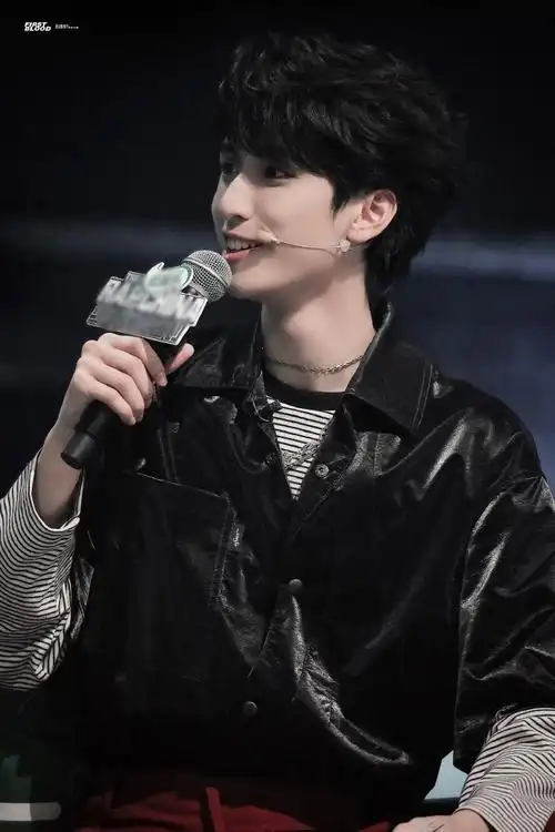 严浩翔 养成系rapper之光