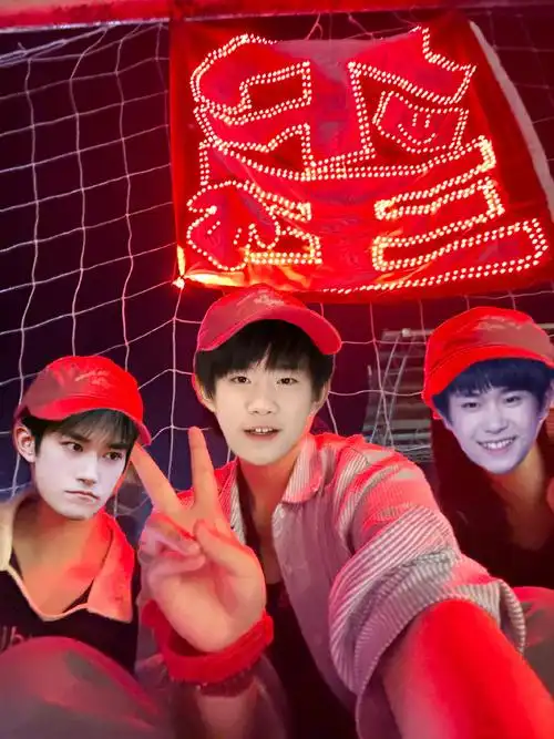 易烊千玺电影小小的我