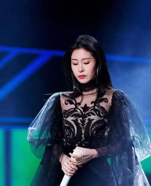 只要孩子不要名分,"心机"张碧晨步步设局,让华晨宇深陷泥潭!