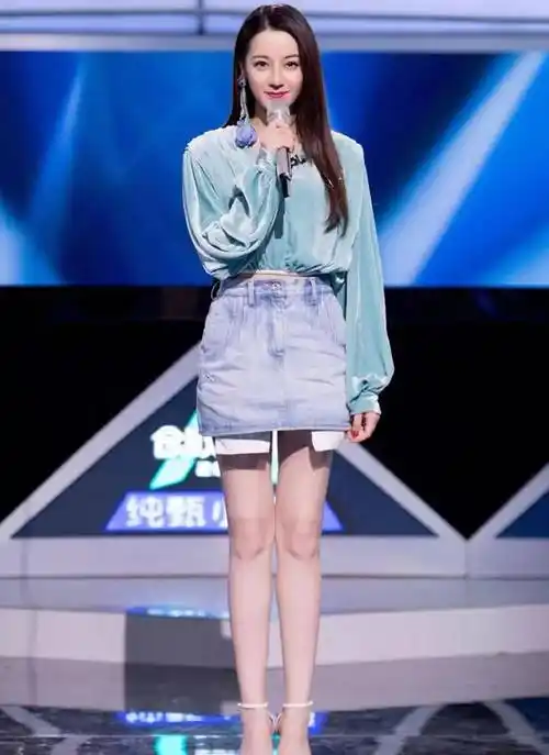 大s时尚,景甜修长,关晓彤黄金比例完美_都灵_迪丽热巴_美女