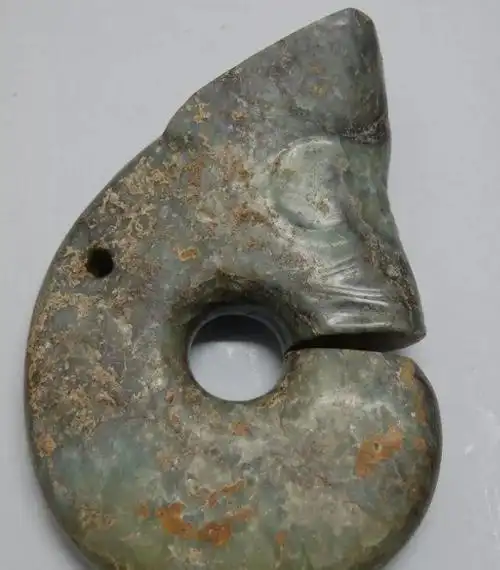 馆藏红山文化玉猪龙欣赏