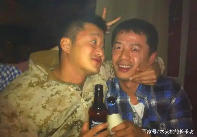 吴京段奕宏12年神仙友谊:虽然不公开叫"死鬼",依旧让谢楠吃醋