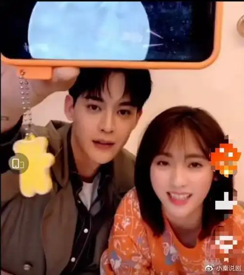 刑菲和唐晓天直播撒糖邢菲公开征婚网友甜到齁