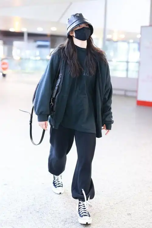 女明星们最新秋冬街拍,看看谁最会搭配衣服