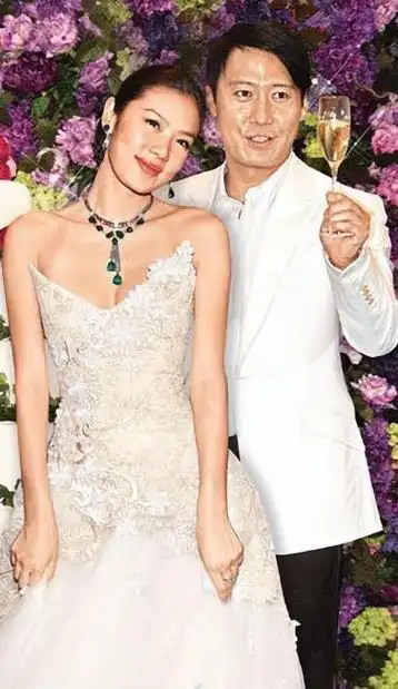 "天王发妻"乐基儿:让黎明甘愿砸7.5亿,离婚导火索到底是什么