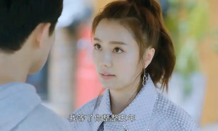 燃烧吧废柴三无青年翻身当男主剧情爆笑又温暖