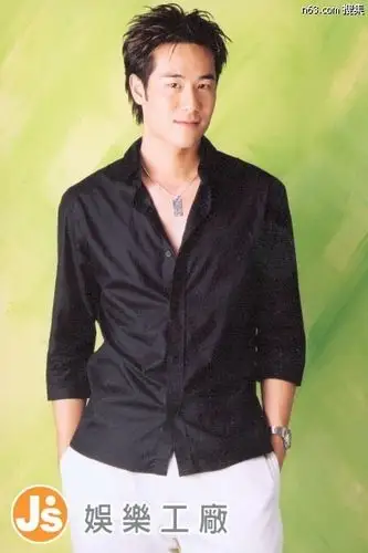 陈亦飞(陈宇凡)  400x600   46k     当前显示比例:100% 查看原始图片