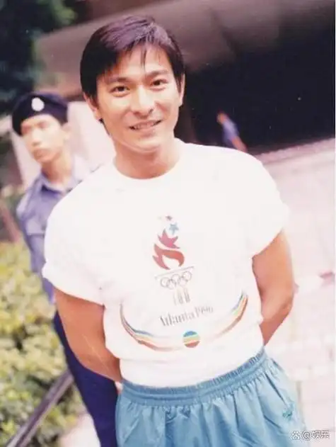 终于明白为何大家都喜欢刘德华了,这是人品打造的口碑