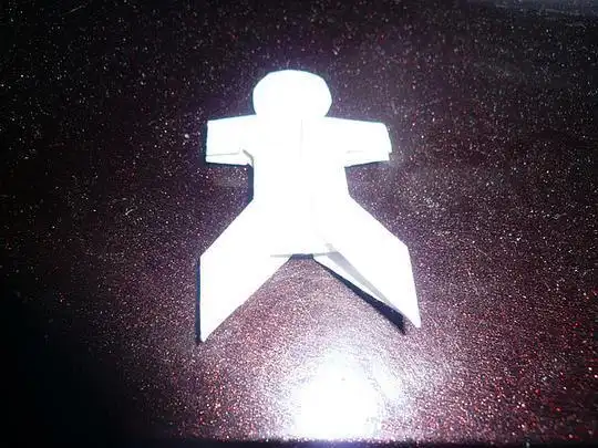 的立体小人折纸手上拿着帅气宝剑来一场战斗吧小朋友学折纸滑稽小人