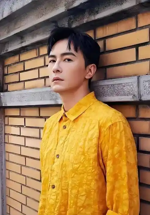 42岁郑元畅久违终于见面,模样大变网友直呼不敢认!