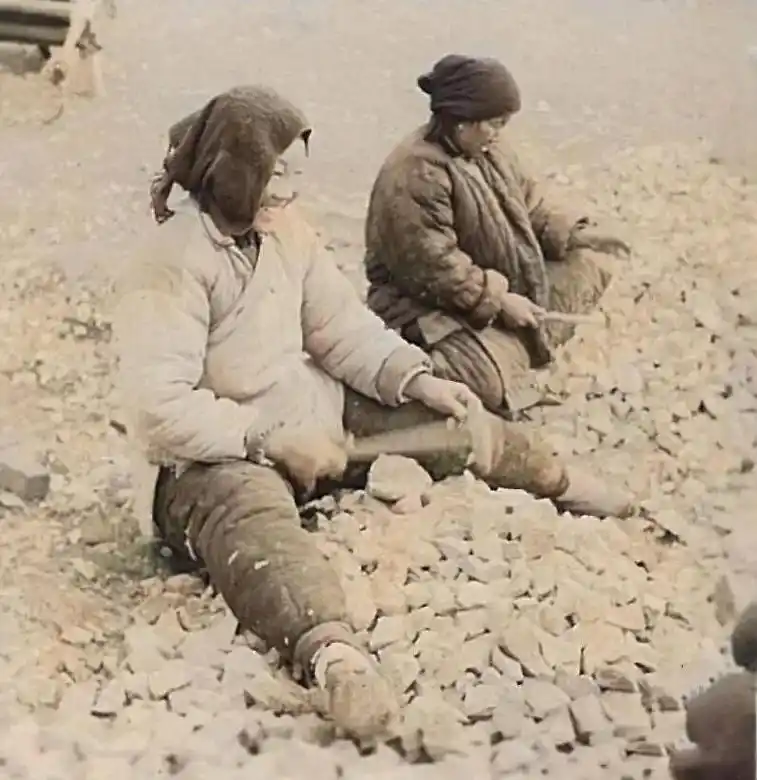 老照片 民国时期徐州老照片#怀旧经典 #老照片 #一代人的 - 兑趑