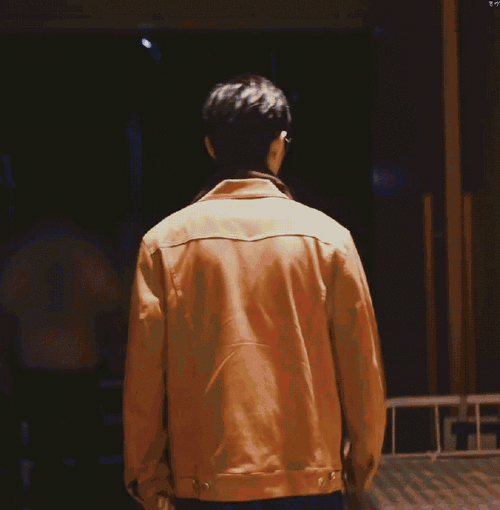 背影也在表达戏里戏外#肖战