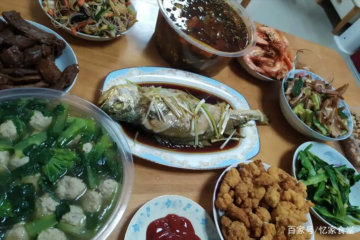 重庆儿媳妇回老公家吃饭,满满一桌全是肉,吃饱喝足后却不淡定了