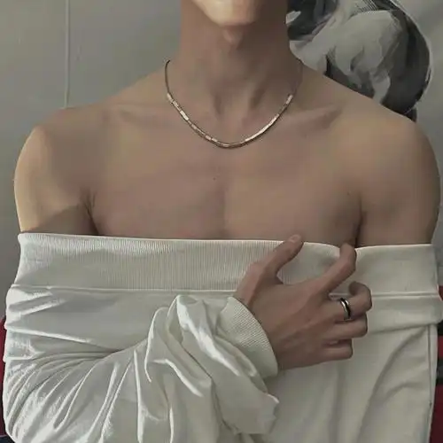 看到我这种应该叫什么#腹肌  #双子  #体育生