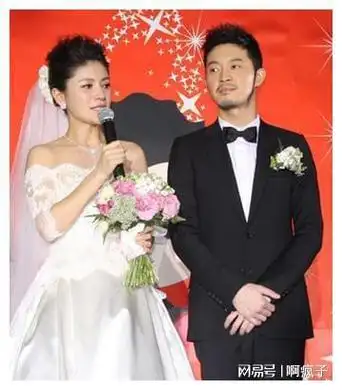 沙溢胡可娱乐圈模范夫妻遭实锤胡可透露曾患抑郁