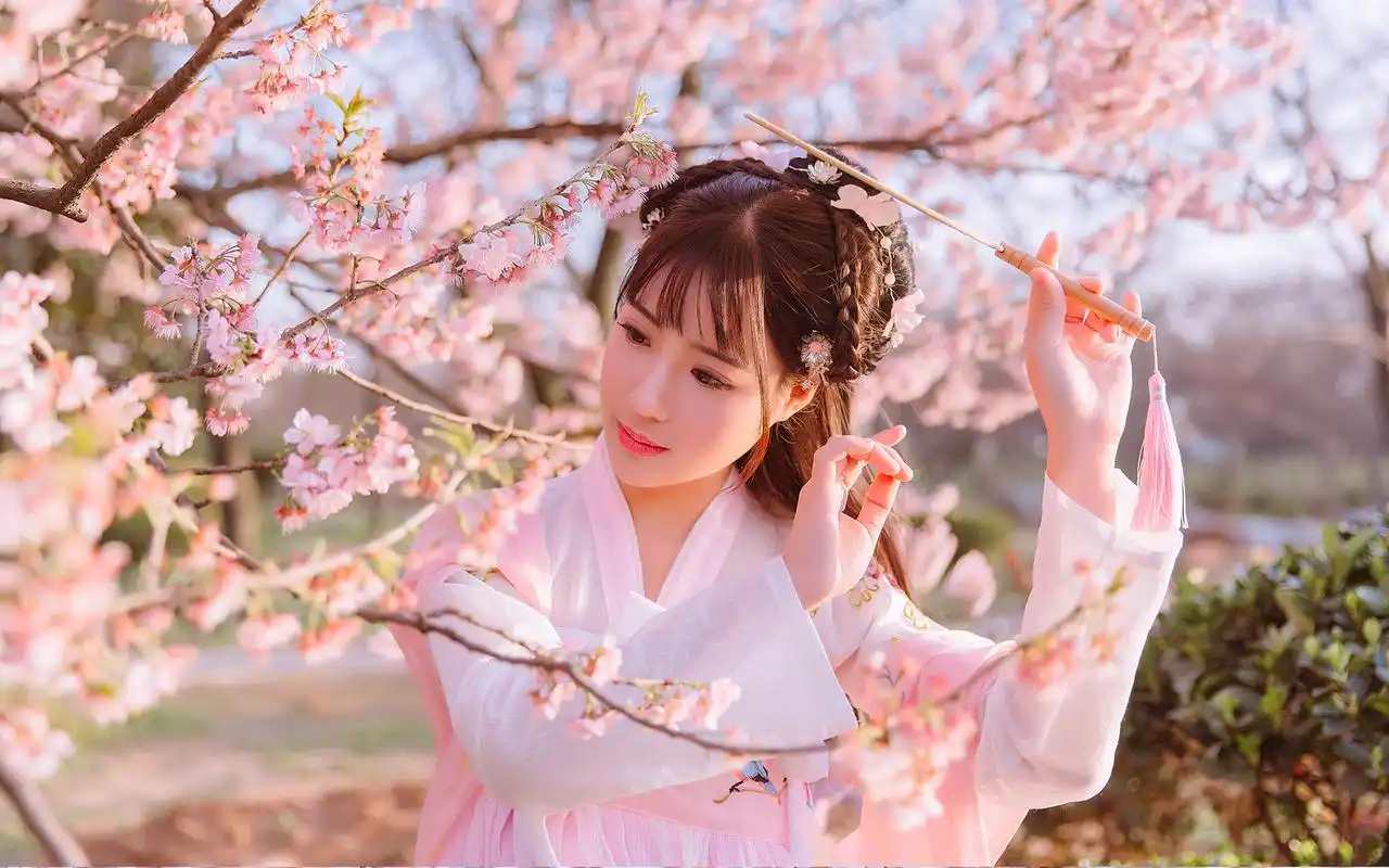 唯美古风少女粉色汉服高清壁纸