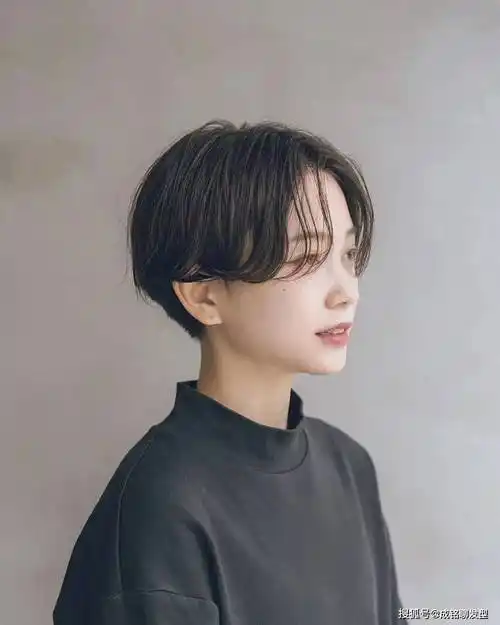 2022年最火的十款短发,可甜可盐,又飒又酷,时尚减龄又显脸小_发型