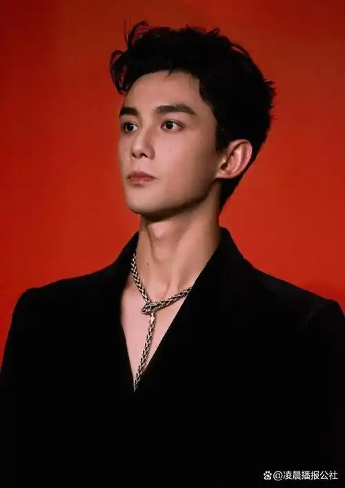 五位"95后"高颜值当红男明星,哪款最能打动你?