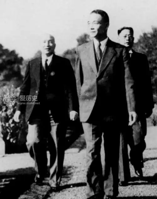 头号汉奸汪精卫葬礼实况 女汉奸们如丧考妣 日军排队吊唁