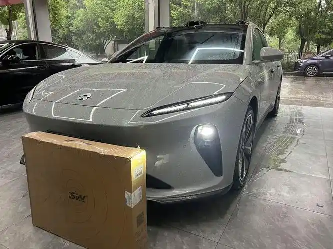 门店实拍蔚来et5