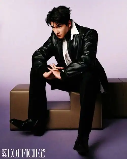 人气男星杨洋最新帅气封面写真!