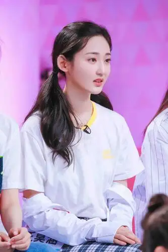 王莫涵《创造101》中变身杉菜 张杰ella坦言演员路可期