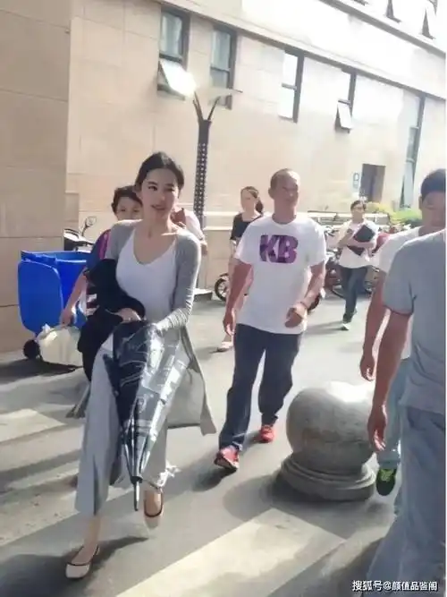 国民女神刘亦菲写真大赏:美得超凡脱俗 魅力无人能及_气质_自然_身高