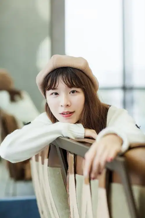 眼睛会笑的女孩