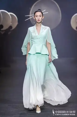 盖娅传说 不愧是最美中国风时装-服装设计细分领域-男女童 - 穿针引线