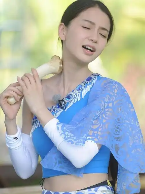 "跑男"上的杨颖,蘑菇也能带来欢乐.现在的"跑男"大不如前,不好看了.