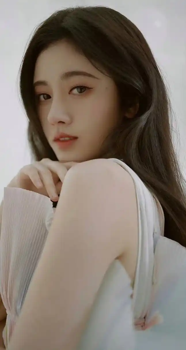 鞠婧祎  仙女裙  美腿玉足