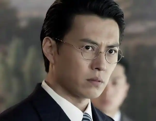 原创靳东新剧首爆片花王志文演技炸裂眼袋都是戏质量太高大爆预定