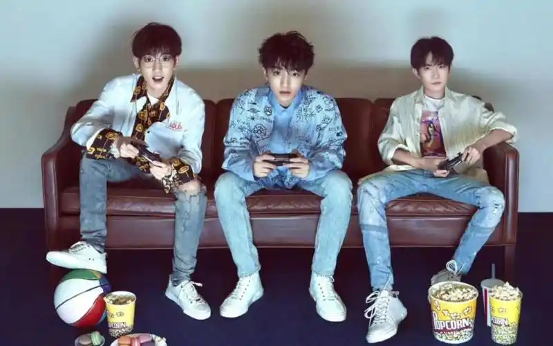 【修复版】我们的时光----tfboys 和声版伴奏