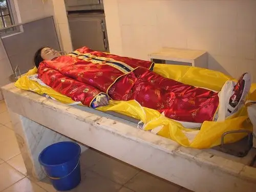 服务项目:追悼会,守灵,遗体直接火化,遗体全国运尸等,服务好且价格低