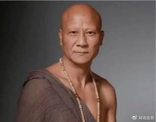 面相凶狠的计春华戏里演坏人戏外是好人还娶了还珠格格里的她