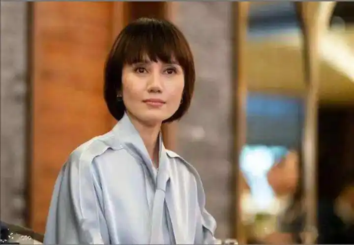 回顾袁泉的痴爱一个人连起一个家离婚的公婆也是我的亲人