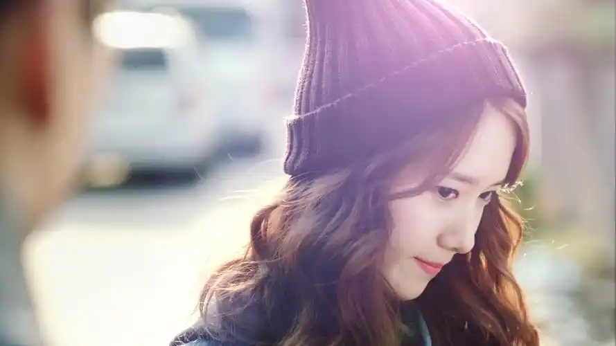 林允儿总理和我桌面壁纸