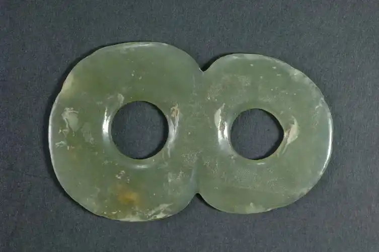 藏「红山文化玉器」